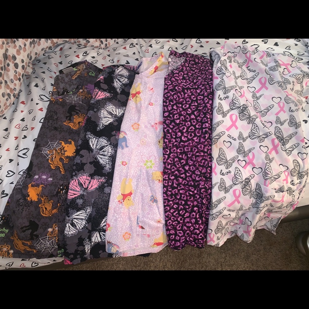 Scrub tops - Picture 2 of 2
